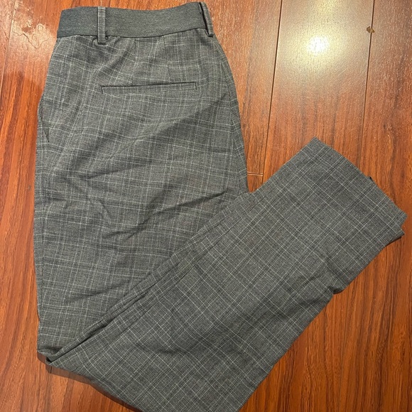 grey uniqlo plaid trouser - Picture 2 of 6